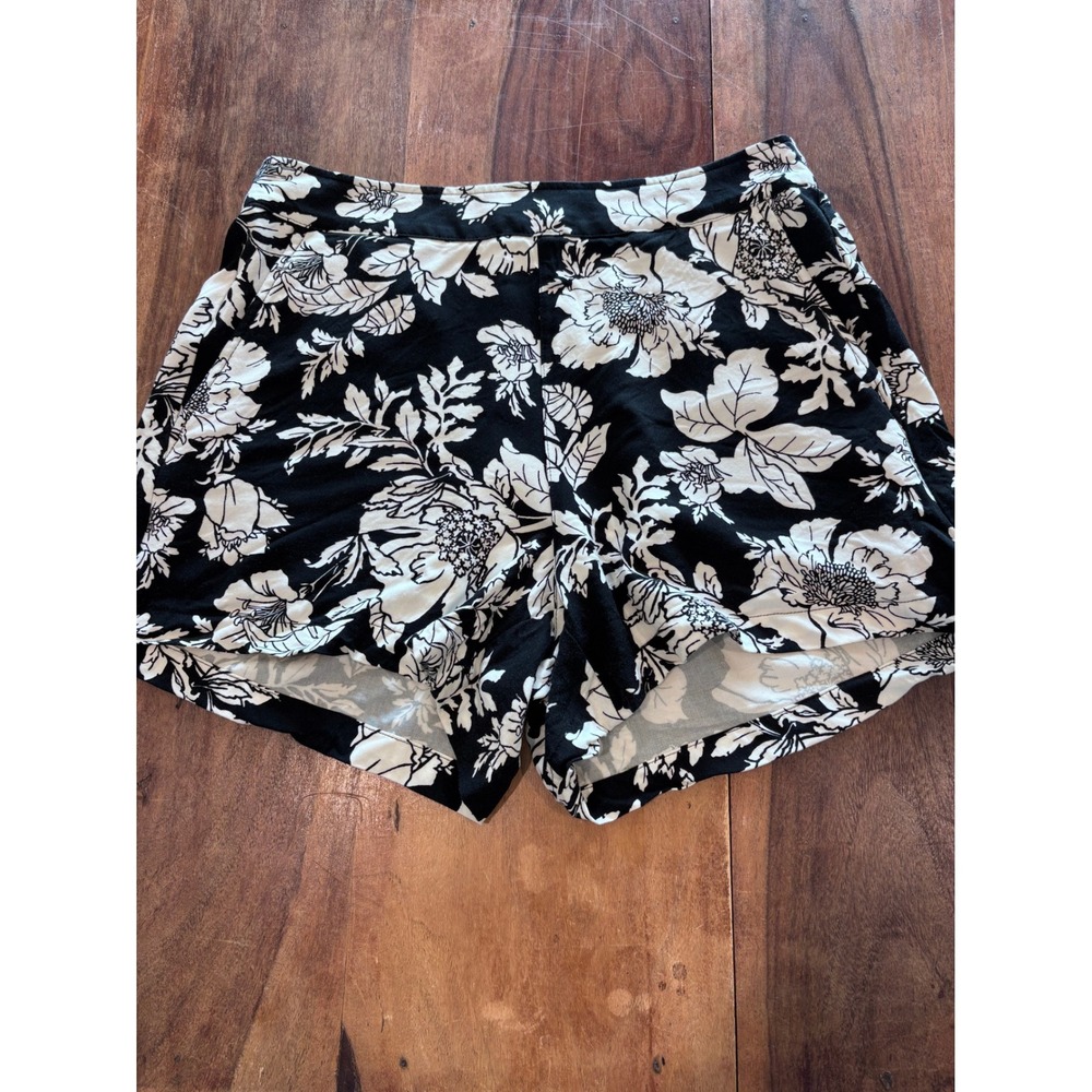 OLD NAVY high rise Playa floral shorts women sz M botanical print viscose